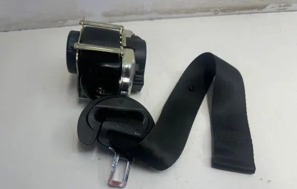 Land Rover Discovery 5 Front seatbelt HY32611B08CC8PVJ