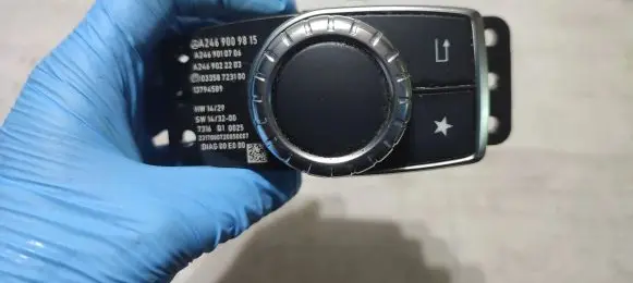 Mercedes-Benz A W176 Head unit multimedia control A2469009815 03358723100 A2469022203