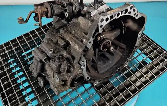 Toyota Corolla E120 E130 Manual 5 speed gearbox C6010 IMPRK1522065