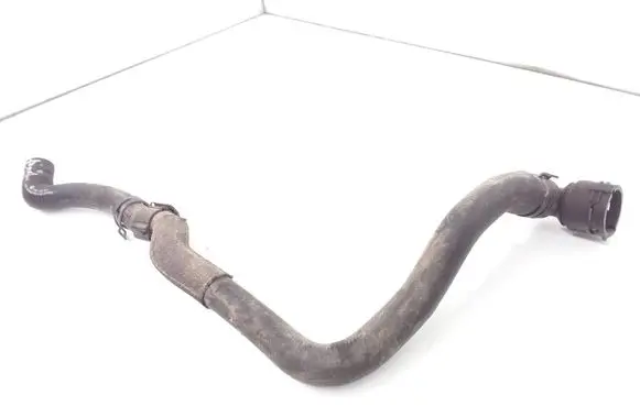 Volkswagen PASSAT B7 Engine coolant pipe/hose 3AA122157