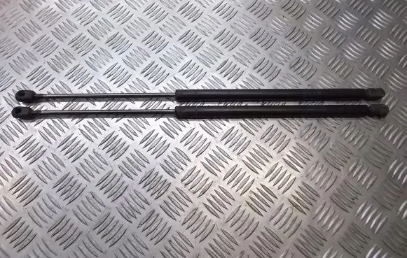 Honda Civic Tailgate/trunk/boot tension spring 