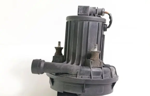 Audi A6 S6 C6 4F Secondary air pump 06A959253B 72273803 7L0906279