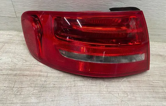 Audi A4 S4 B8 8K Rear/tail lights 8K9945095
