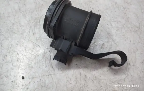 Volvo XC90 Mass air flow meter 30677999