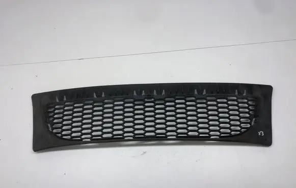 BMW X3 E83 Front bumper lower grill 51113414307 3414307
