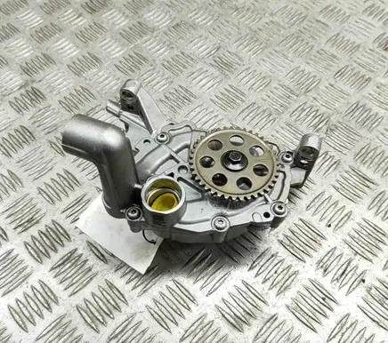Volvo XC40 Oil pump 32298530 32140169