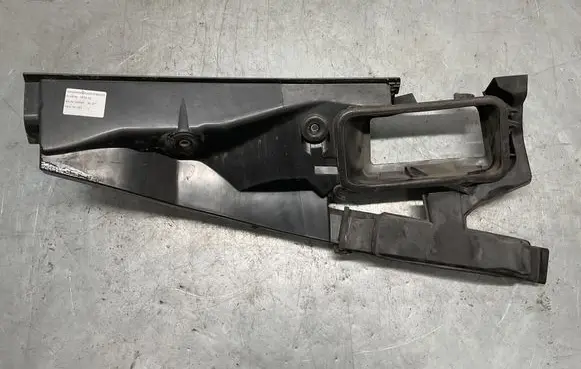 Mercedes-Benz C W204 Air intake duct part A2048300744