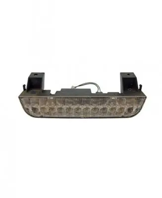 Mitsubishi Pajero Third/center stoplight P9140
