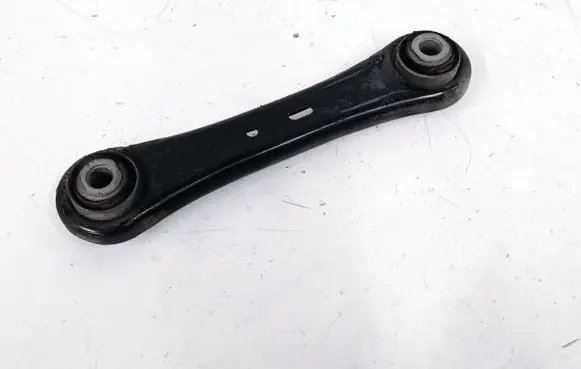 Rear control arm