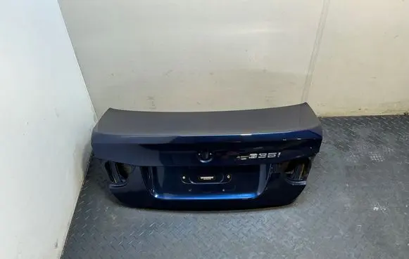 BMW 3 E90 E91 Tailgate/trunk/boot lid 