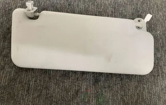 Suzuki SX4 S-Cross Sun visor