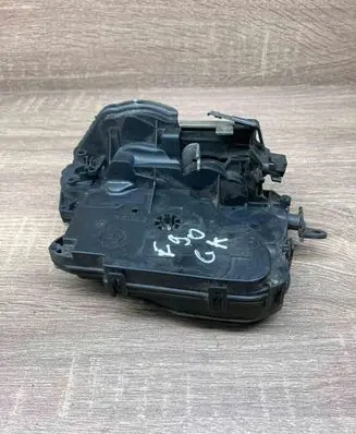 BMW X3 E83 Rear door lock 7060295