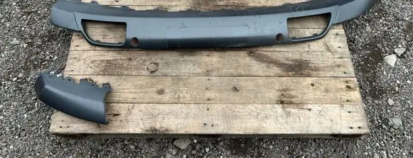 Ford Expedition Front bumper splitter molding jl1b17f75ab