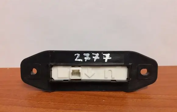 Lexus CT 200H Tailgate/boot open switch button 2777 15C258
