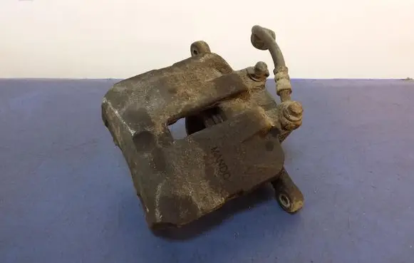 Opel Insignia A Front brake caliper