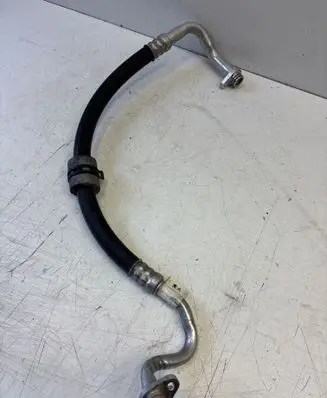 Air conditioning (A/C) pipe/hose