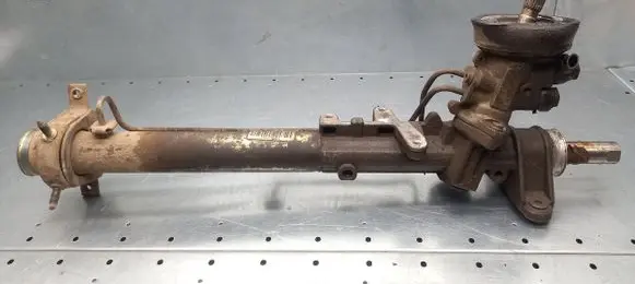 Volkswagen Golf IV Steering rack