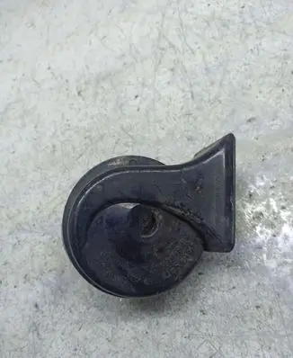 Audi A6 S6 C4 4A Horn signal