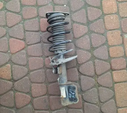 Peugeot 308 Front shock absorber/damper 9807791380