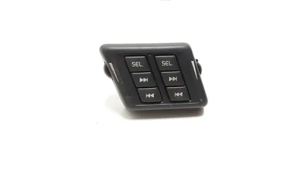 Volvo XC90 Steering wheel buttons/switches 8666729