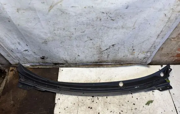 Mitsubishi Lancer X Wiper trim 3H417405A058