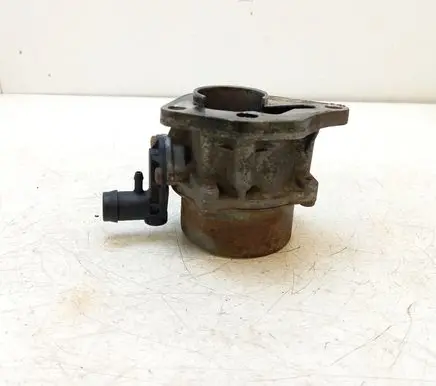 Opel Vivaro Vacuum pump 8200072985