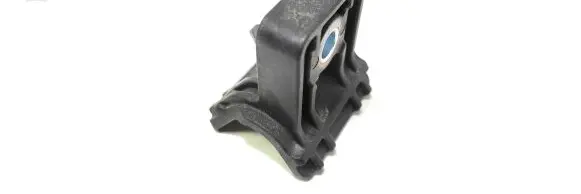Opel Astra J Radiator mount bracket 13250318
