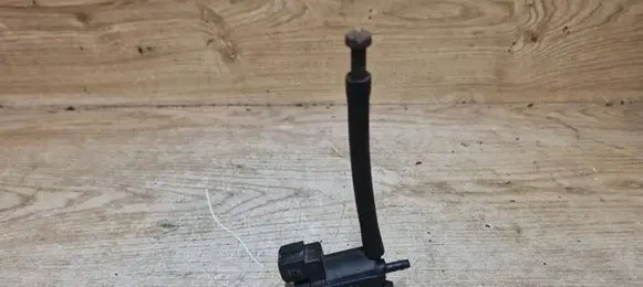 Volvo V70 Turbo solenoid valve 30611668