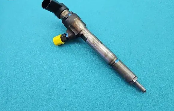Renault Scenic II - Grand scenic II Fuel injector 8200380253 IMPRK1403383