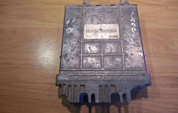 Renault Laguna I Engine control unit/module 0281001766