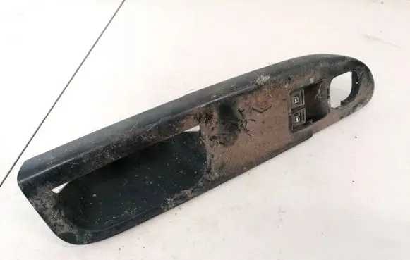 Volkswagen PASSAT B6 Electric window control switch 3C2867172