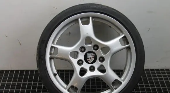 Porsche 997 R12 alloy rim 99736216201