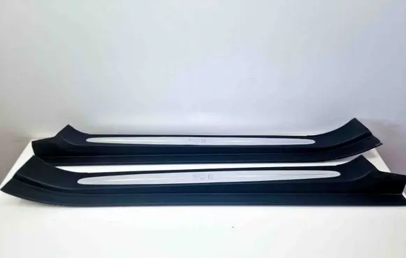 Mercedes-Benz SL R230 Front sill trim cover A2306800335 2306800435