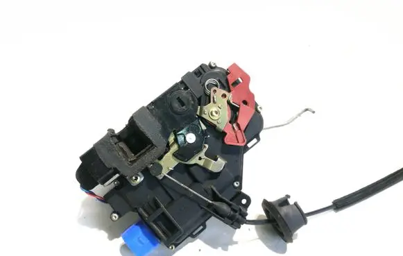 Audi A8 S8 D3 4E Rear door lock 4E0839015
