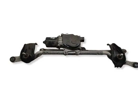 Mazda 3 III Front wiper linkage and motor 