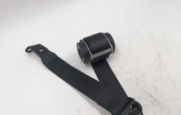 Volkswagen Fox Rear seatbelt 5Z0857805C 9804809 617222100A