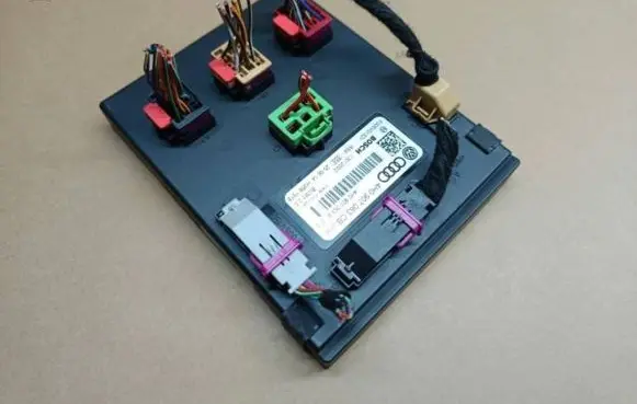 Audi A6 S6 C7 4G Comfort/convenience module 4H0907063CB 13012002 F005V01321