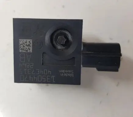 Opel Zafira C Airbag deployment crash/impact sensor 13504470