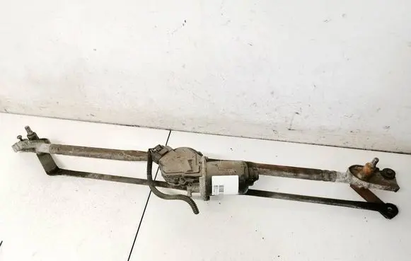Dodge Magnum Front wiper linkage and motor