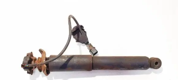 Mitsubishi Pajero Front shock absorber/damper mb633918 mb633919