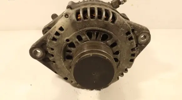Opel Astra H Generator/alternator 8980564410