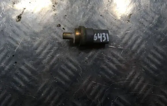 Volkswagen Touran I Other engine bay part