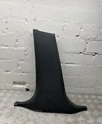 (B) pillar trim (bottom)