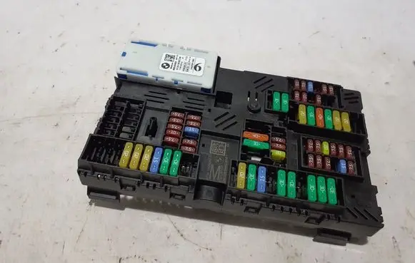BMW i5 G60 Fuse module 5A09BA7