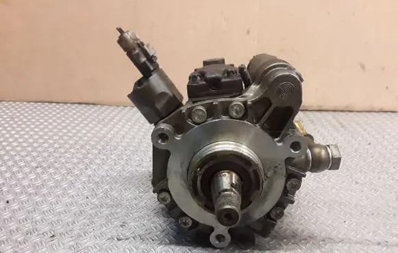 Citroen C3 Fuel injection high pressure pump 9641852080 5WS400008