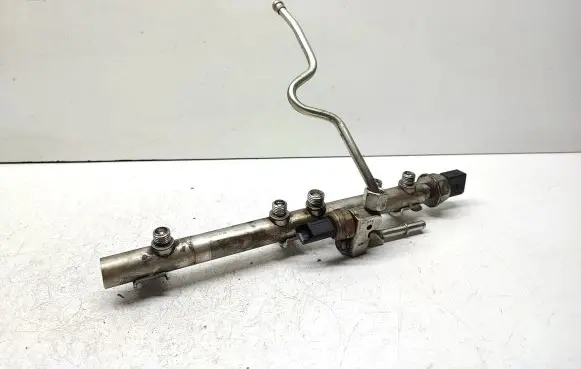 BMW 3 E90 E91 Fuel main line pipe 7562474 13537562474