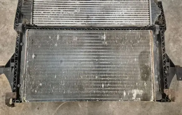 Renault Master II Radiator set 8200620665