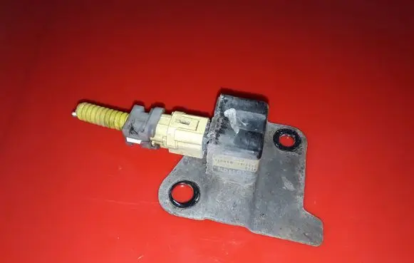 Subaru Outback Airbag deployment crash/impact sensor 98231AE000 1876003470