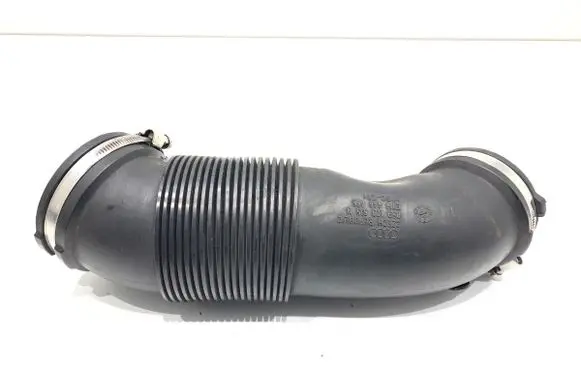 Air intake hose/pipe
