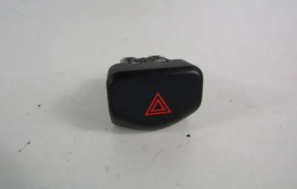 Nissan Note (E11) Hazard light switch 